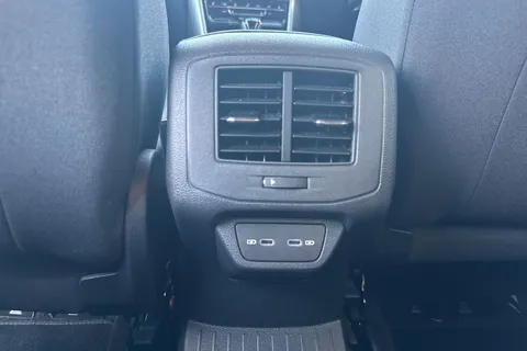 YS25HVJ Volkswagen T-Roc 1.5 TSI Match 5dr DSG, **WINTER PK** Thumbnail #26