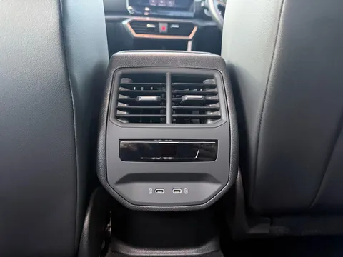 WL22CKA CUPRA Leon 2.0 TSI 300 VZ3 5dr DSG, **PANORAMIC SUNROOF** Thumbnail #26