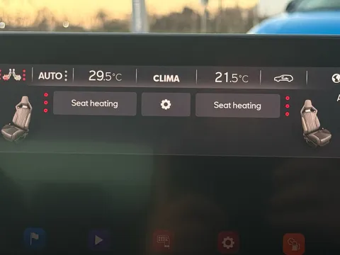 WL22CKA CUPRA Leon 2.0 TSI 300 VZ3 5dr DSG, **PANORAMIC SUNROOF** Thumbnail #40