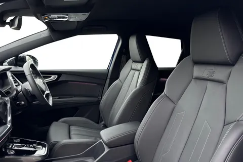 PX75KNJ Audi Q4 125kW 35 55kWh Black Edition 5dr Auto Thumbnail #9