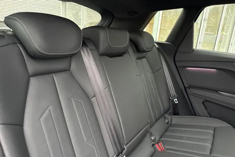 PX75KNJ Audi Q4 125kW 35 55kWh Black Edition 5dr Auto Thumbnail #12