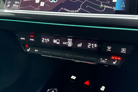 PX75KNJ Audi Q4 125kW 35 55kWh Black Edition 5dr Auto Thumbnail #16