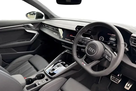 PX75KLA Audi A3 2.0 TDI 150 Black Edition 5dr S Tronic Thumbnail #8