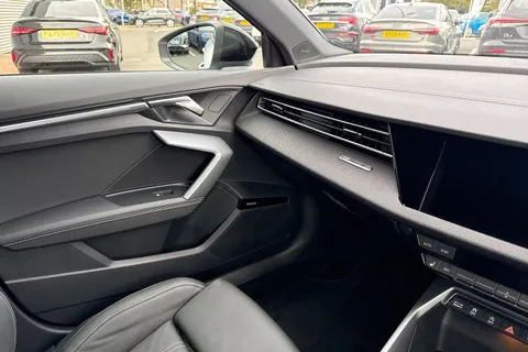 PX75KLA Audi A3 2.0 TDI 150 Black Edition 5dr S Tronic Thumbnail #15