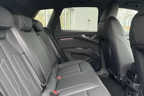PX75KNJ Audi Q4 125kW 35 55kWh Black Edition 5dr Auto Thumbnail #33