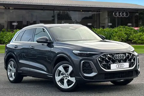 PX75XXU Audi Q5 2.0 TFSI Quattro S Line 5dr S Tronic Thumbnail #2