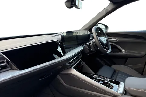 PX75XXU Audi Q5 2.0 TFSI Quattro S Line 5dr S Tronic Thumbnail #9