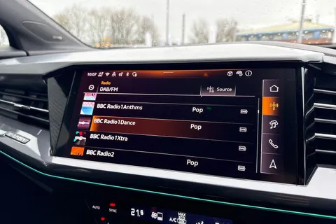 PX75KNJ Audi Q4 125kW 35 55kWh Black Edition 5dr Auto Thumbnail #54