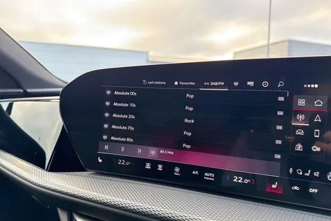 PX75XXU Audi Q5 2.0 TFSI Quattro S Line 5dr S Tronic Thumbnail #59