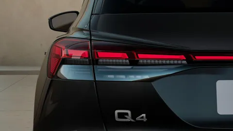  Audi Q4 e-tron 45 S line Auto 5dr 82kWh Thumbnail #7