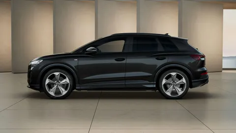 Audi Q4 e-tron 45 Black Edition Auto 5dr 82kWh Thumbnail #3