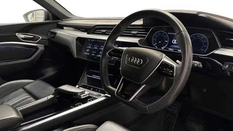 MK71DHL Audi e-tron Black Edition 55 quattro 300,00 kW Thumbnail #4