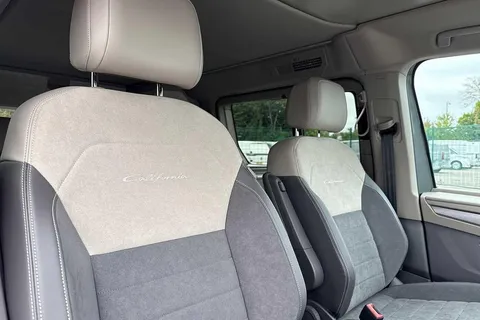 KS25GHV Volkswagen California 2.0 TDI Ocean 5dr DSG Thumbnail #21