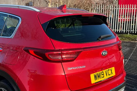 WM19VCX Kia Sportage 1.6 T-GDi GT-Line DCT AWD Euro 6 (s/s) 5dr Thumbnail #8