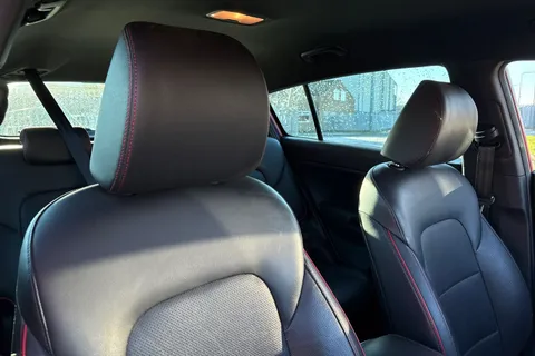 WM19VCX Kia Sportage 1.6 T-GDi GT-Line DCT AWD Euro 6 (s/s) 5dr Thumbnail #24