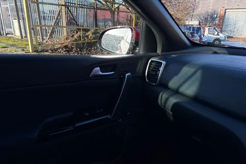 WM19VCX Kia Sportage 1.6 T-GDi GT-Line DCT AWD Euro 6 (s/s) 5dr Thumbnail #33