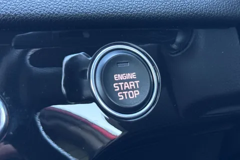 WM19VCX Kia Sportage 1.6 T-GDi GT-Line DCT AWD Euro 6 (s/s) 5dr Thumbnail #38