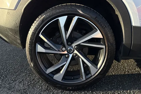 KM70VYU Volvo Xc40 1.5h T5 Twin Engine Recharge 10.7kWh R-Design Pro Auto Euro 6 (s/s) 5dr Thumbnail #12