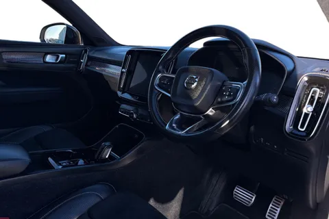 KM70VYU Volvo Xc40 1.5h T5 Twin Engine Recharge 10.7kWh R-Design Pro Auto Euro 6 (s/s) 5dr Thumbnail #13