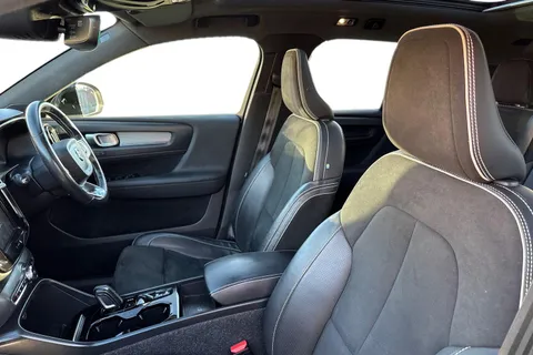 KM70VYU Volvo Xc40 1.5h T5 Twin Engine Recharge 10.7kWh R-Design Pro Auto Euro 6 (s/s) 5dr Thumbnail #15