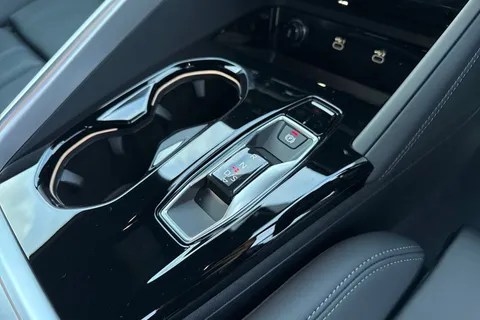  Audi Q5 2.0 TDI S line S Tronic quattro Euro 6 (s/s) 5dr Thumbnail #23