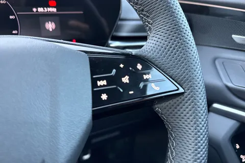  Audi Q5 2.0 TDI S line S Tronic quattro Euro 6 (s/s) 5dr Thumbnail #36