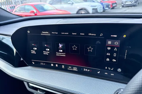  Audi Q5 2.0 TDI S line S Tronic quattro Euro 6 (s/s) 5dr Thumbnail #44