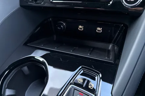  Audi Q5 2.0 TDI S line S Tronic quattro Euro 6 (s/s) 5dr Thumbnail #47