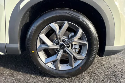 DG75OVK BYD ATTO 2 51.1kWh Boost Auto 5dr Thumbnail #6