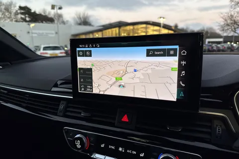 YY22XEL Audi A4 Avant Avant Black Edition 40 TFSI  204 PS S tronic Thumbnail #17