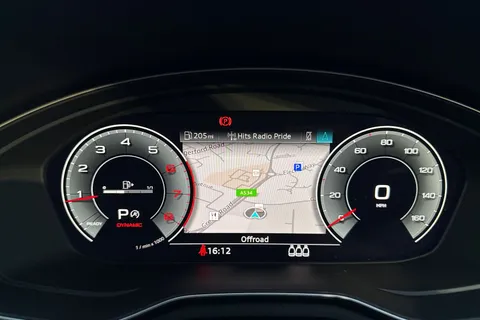 YY22XEL Audi A4 Avant Avant Black Edition 40 TFSI  204 PS S tronic Thumbnail #28