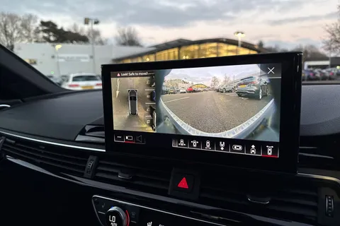 YY22XEL Audi A4 Avant Avant Black Edition 40 TFSI  204 PS S tronic Thumbnail #33