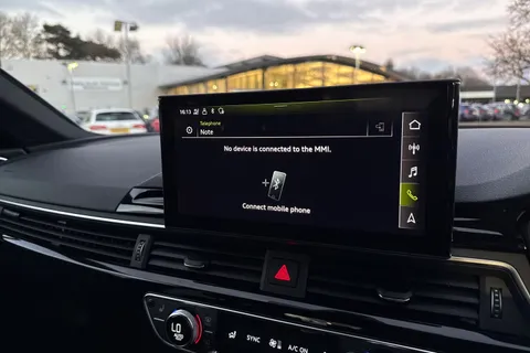 YY22XEL Audi A4 Avant Avant Black Edition 40 TFSI  204 PS S tronic Thumbnail #40