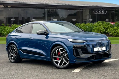  Audi Sq6 E-Tron 100kWh S Edition 1 Sportback Auto quattro 5dr Thumbnail #2