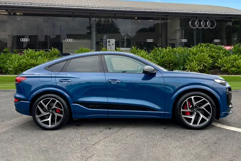  Audi Sq6 E-Tron 100kWh S Edition 1 Sportback Auto quattro 5dr Thumbnail #4