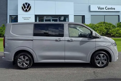 BV75OBO Volkswagen E-Transporter SWB 218PS  65kWh Electric 5 Seats Thumbnail #5