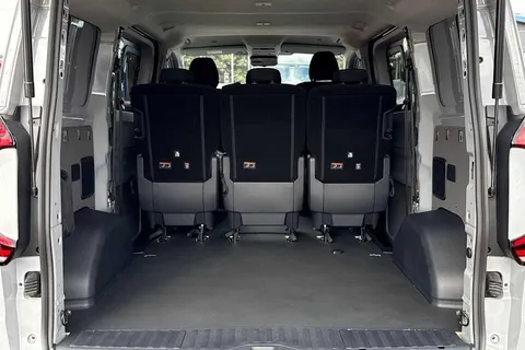 BV75OBO Volkswagen E-Transporter SWB 218PS  65kWh Electric 5 Seats Thumbnail #11