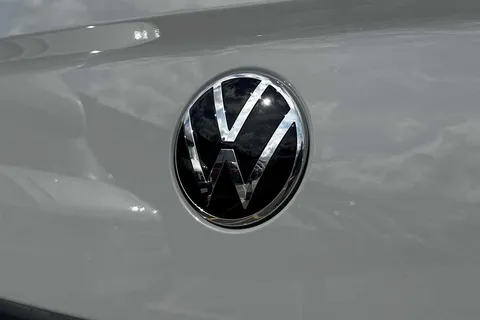 BV75OBO Volkswagen E-Transporter SWB 218PS  65kWh Electric 5 Seats Thumbnail #34