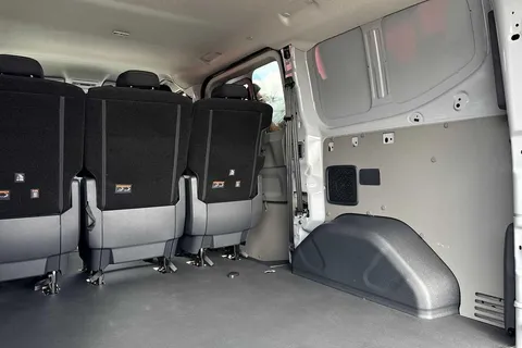 BV75OBO Volkswagen E-Transporter SWB 218PS  65kWh Electric 5 Seats Thumbnail #41