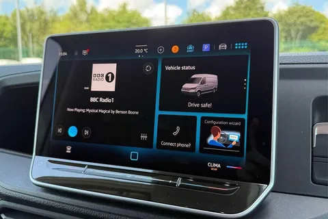 DE25YCA Volkswagen Crafter 2.0 TDI 140PS Commerce Plus High Roof Van Auto Thumbnail #11