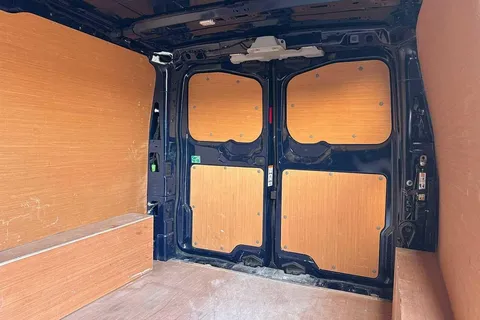 DC75AVK Volkswagen Transporter 2.0 TDI 110 Commerce Pro Van Thumbnail #13