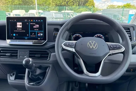 DE25YCA Volkswagen Crafter 2.0 TDI 140PS Commerce Plus High Roof Van Auto Thumbnail #12