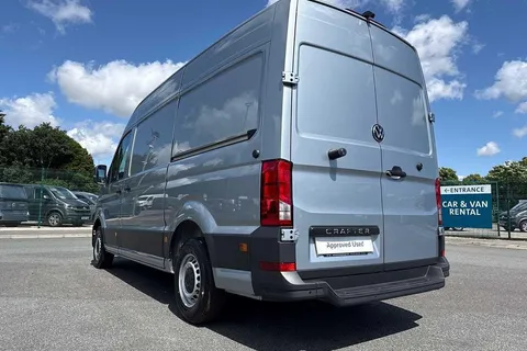 DE25YCA Volkswagen Crafter 2.0 TDI 140PS Commerce Plus High Roof Van Auto Thumbnail #15
