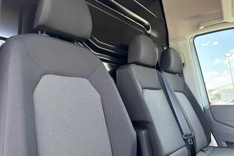 DE25YCA Volkswagen Crafter 2.0 TDI 140PS Commerce Plus High Roof Van Auto Thumbnail #20