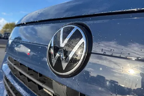 DC75AVK Volkswagen Transporter 2.0 TDI 110 Commerce Pro Van Thumbnail #28