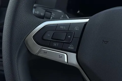 DE25YCA Volkswagen Crafter 2.0 TDI 140PS Commerce Plus High Roof Van Auto Thumbnail #33