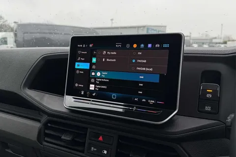 DC75AVU Volkswagen Crafter CR35 Panel van Commerce Plus MWB 140 2.0 TDI 8sp Aut  - MY25/Rear Camera Thumbnail #49