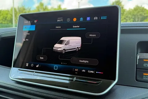 DE25YCA Volkswagen Crafter 2.0 TDI 140PS Commerce Plus High Roof Van Auto Thumbnail #48