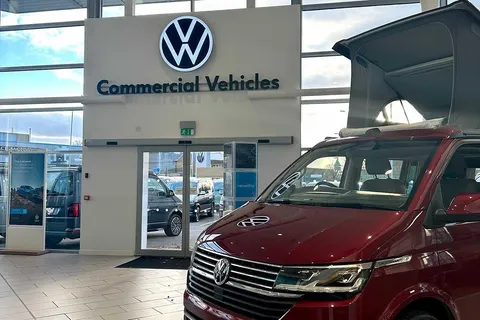 DE25YCA Volkswagen Crafter 2.0 TDI 140PS Commerce Plus High Roof Van Auto Thumbnail #55