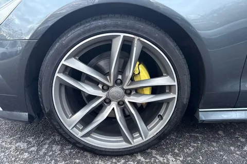 BD66ECX Audi A6 2.0 TDI Ultra Black Edition 5dr S Tronic Thumbnail #24